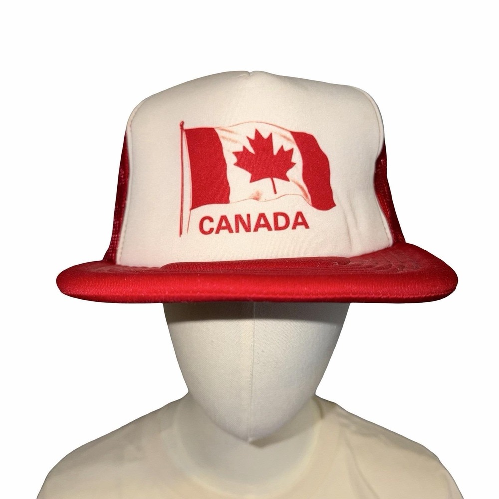 vintage‎ Canada red and white flag mesh trucker souvenir tourist hat